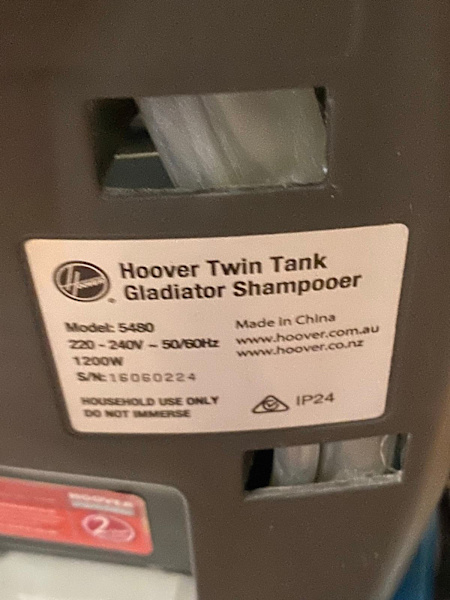 Hoover Gladiator Carpet Washer / Shampooer63470145178115112