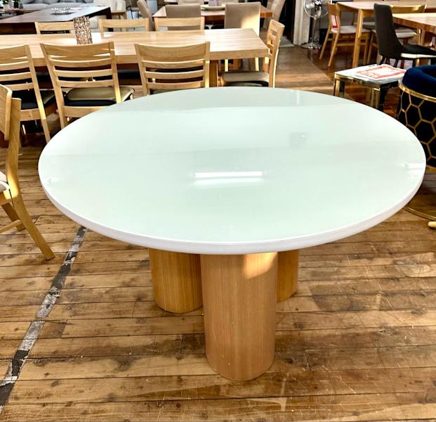 Sofia Dining Table628634064837131110