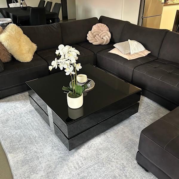 Sleek Black Glass Coffee Table62863838105473114