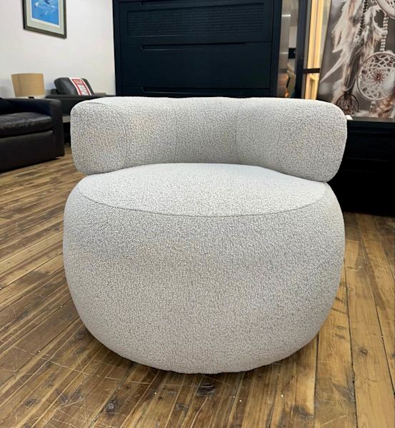 Fremantle Swivel Chair62863375775362111
