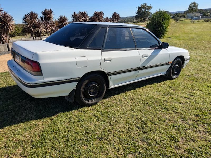 1992 Subaru Liberty62939537799554113