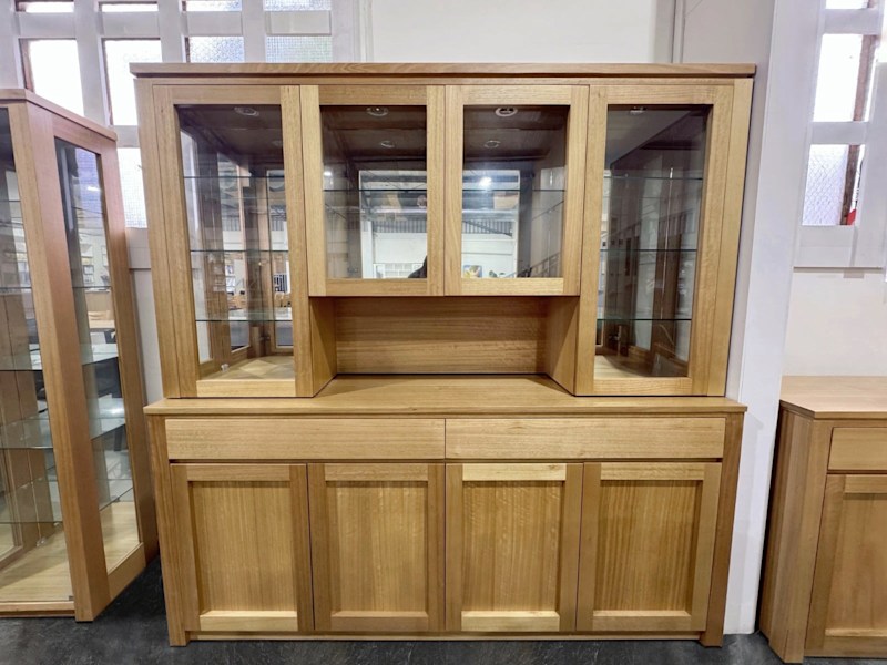 DU70 - Tassie Oak Buffet & Hutch62863381823491112