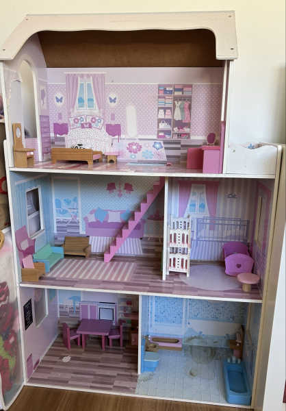 Gumtree dolls house furniture online