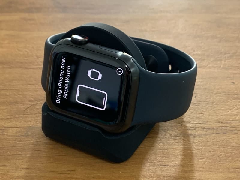 AS NEW APPLE WATCH SERIES 7 41MM TITANIUM STEEL