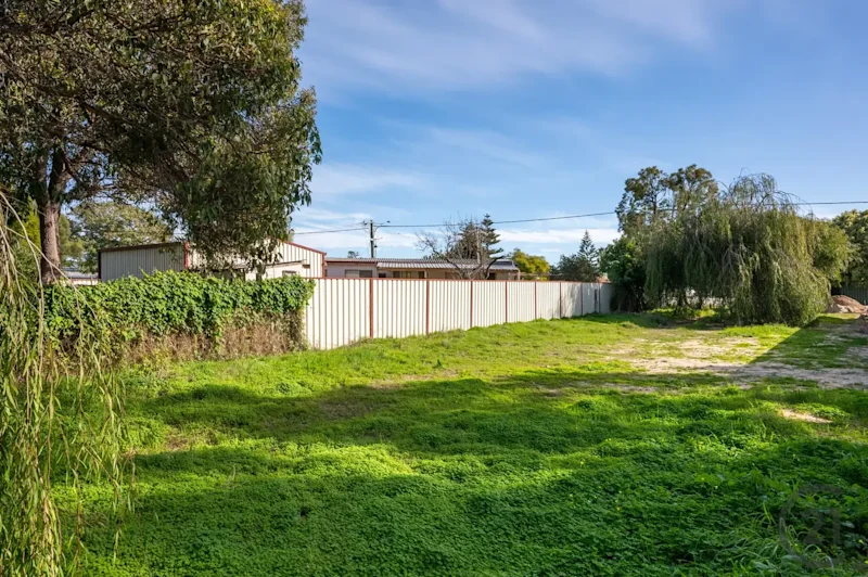 Build your dream home here63004363671683111