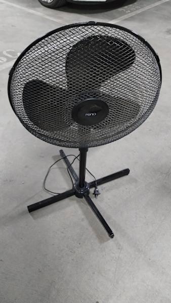 Standing black fan Fenia brand for sale63612128628481110