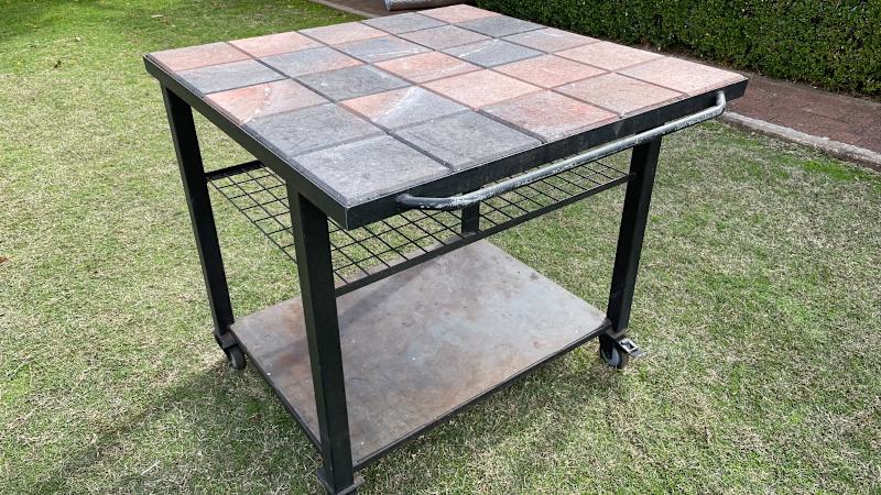 Pizza oven with stand (stand in an excellent condition)63022179959553114