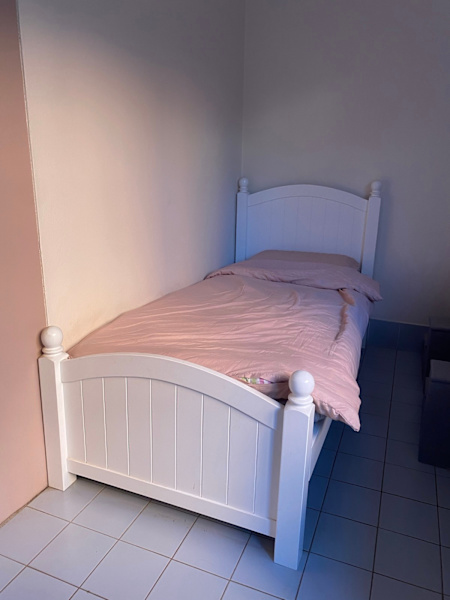 Single bed, including mattress 62863376302339114