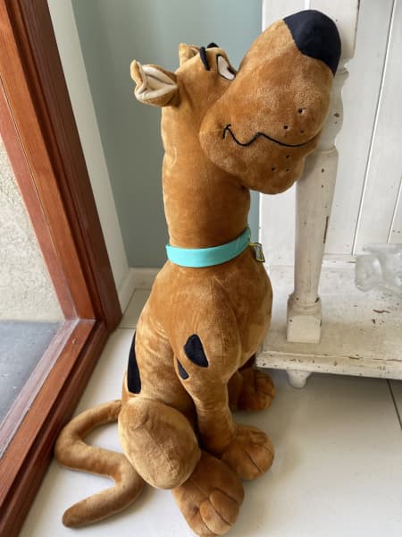 Jumbo scooby doo store plush