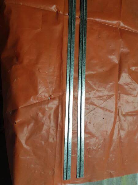 Continuous hinge galvanized,is also known as piano hinge63007394539394115