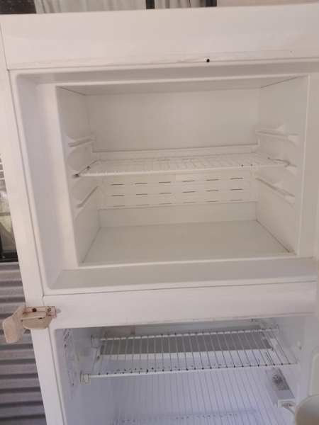 Domectic 224ltr gas fridge freezer63018619742594112