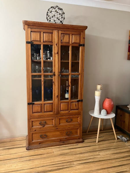 Beautiful Solid Wood Display Cabinet628633820038431113