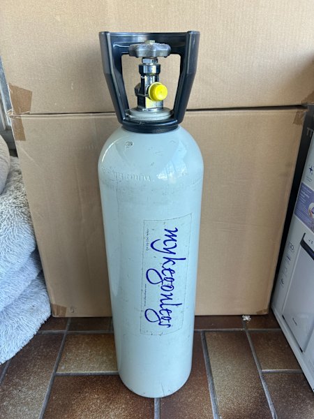 CO2 6kg Cylinder (Full Tank)63612126154242110