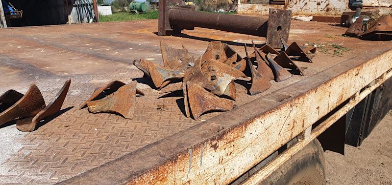 Used scarifier points great for making garden ornaments 63439191613953110