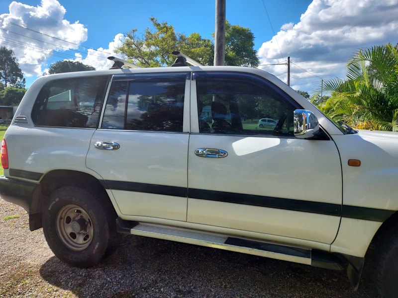 1998 Toyota LandCruiser GXL (4x4) 4 SP AUTOMATIC 4x4 4D WAGON62935680127873110