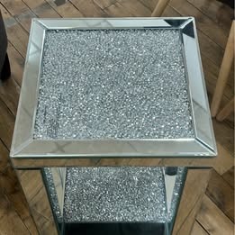 Cleo Mirrored Side Table62863377526657113