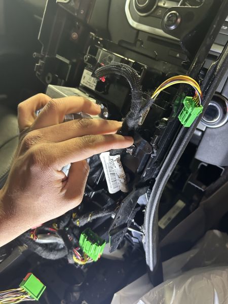 Car/ tyre repair maintenance 62937621929858113