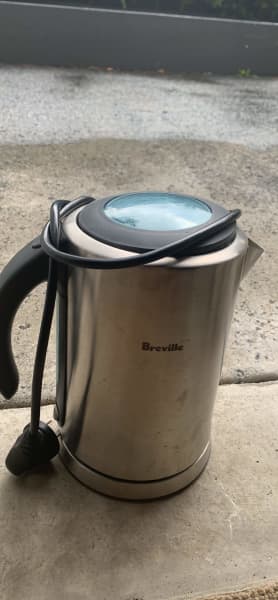 Breville Ikon Stainless-Steel Electric Kettle