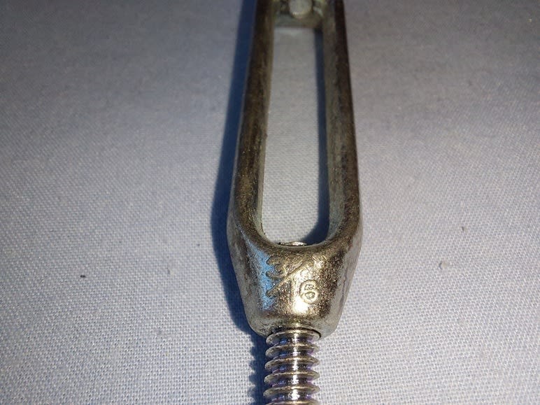 9 x 3/16 x 100mm Zinc Turnbuckles63007238178689113
