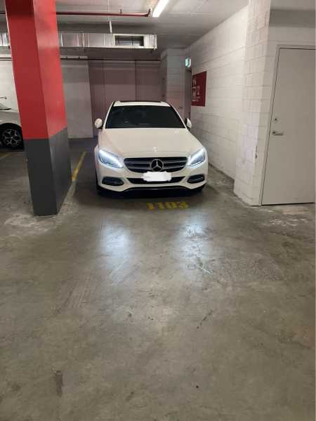 Mercedes benz c200 2015 (mercedes serviced)62933708875266113