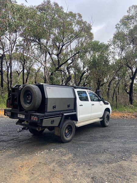 2009 TOYOTA HILUX SR (4x4) 4 SP AUTOMATIC DUAL CAB P/UP62938583346179114