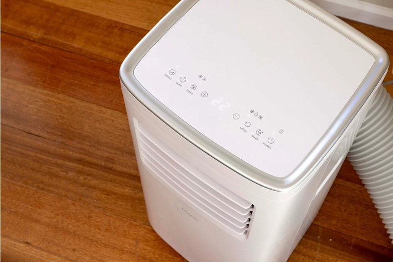Kogan SmarterHome 2.0kW Portable Air Conditioner / dehumidifier-As New63021731352451113