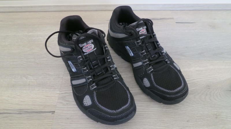 Skechers shape outlet ups gumtree