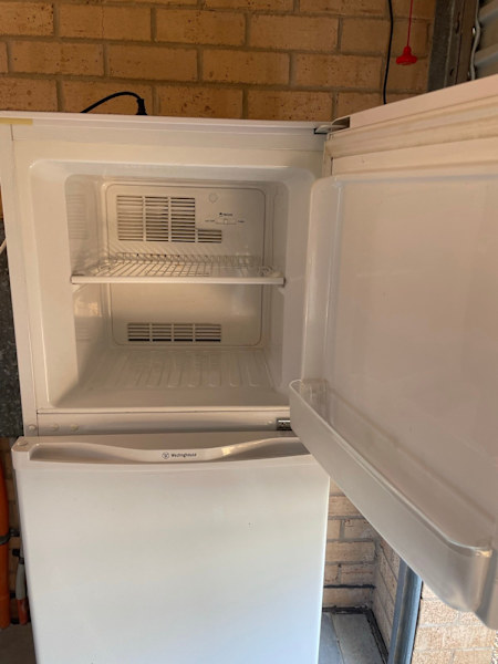 Westinghouse fridge63023535747714113