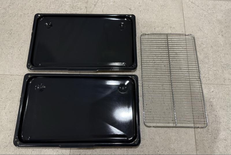 SMEG 70cm Oven Trays only63443837418115110