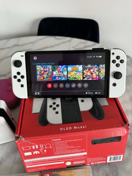 Original unpatched Nintendo switch, 200 game roms, Video Games, Gumtree  Australia Moreland Area - Coburg North