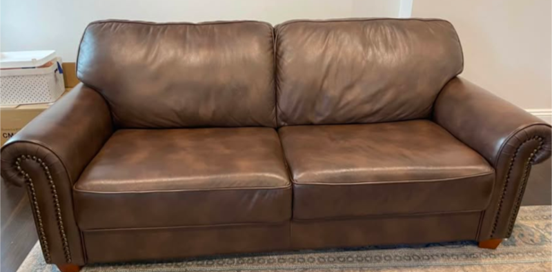 2 x 3 seater leather plush Cambridge lounge62863381784833114