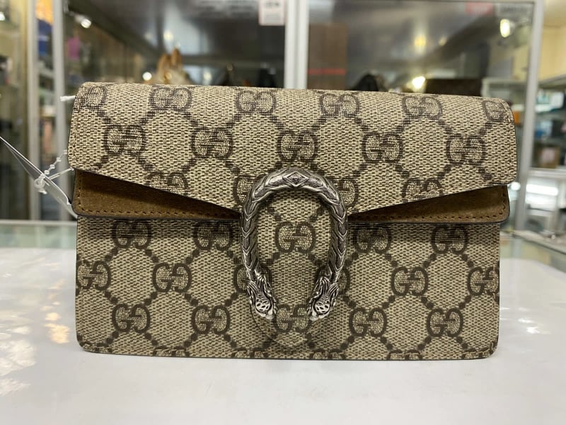 GUCCI Dionysus GG Supreme super mini bag for Sale in Santa