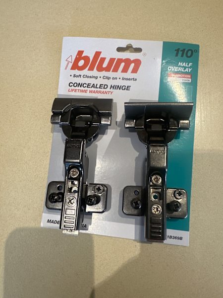 Free Concealed hinges63440455943554112