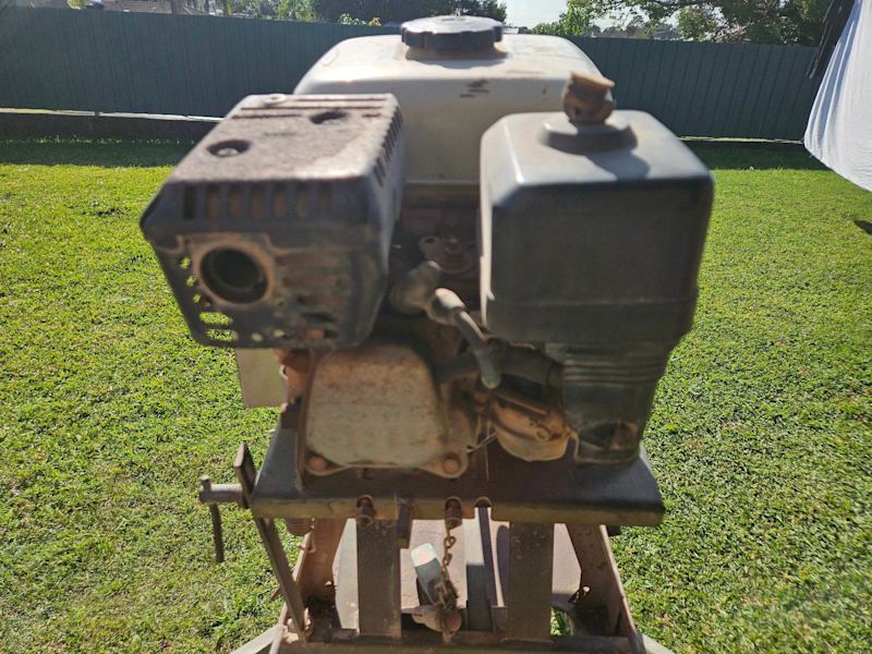 Brick Saw with extras63012913916163114