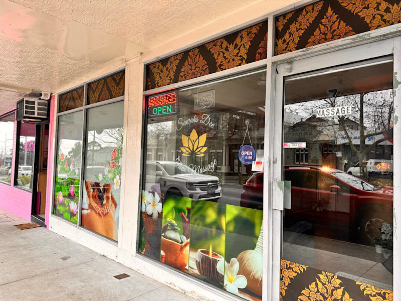 Business massage shop 63007395502210113