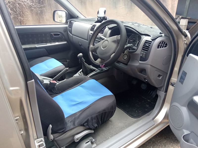 2004 HOLDEN RODEO LT 5 SP MANUAL 3.5 V6 PETROL. CREW CAB P/UP. $430062934697994754113