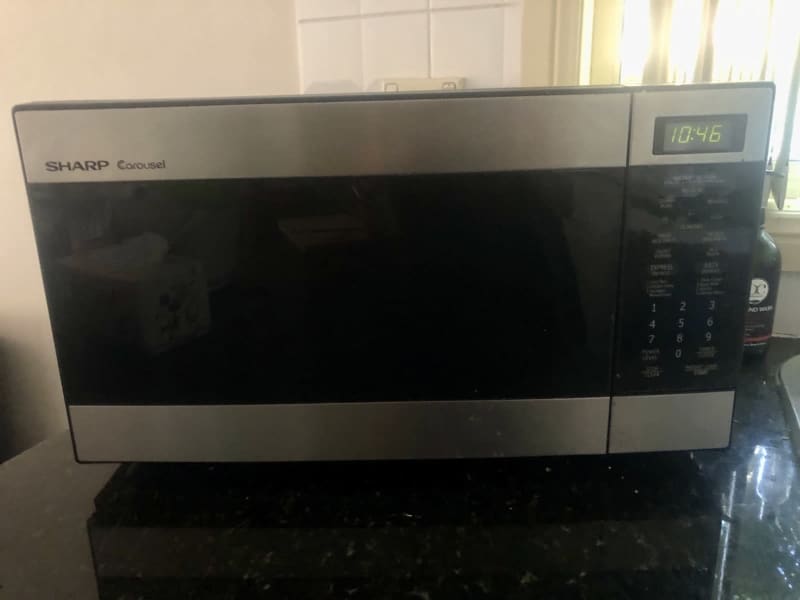 sharp r231zs microwave