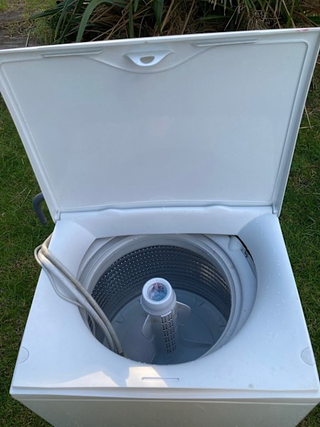 Washing machine 63016487585793111