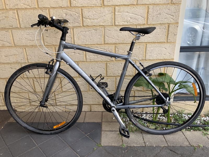 trek hybrid mens bike for sale