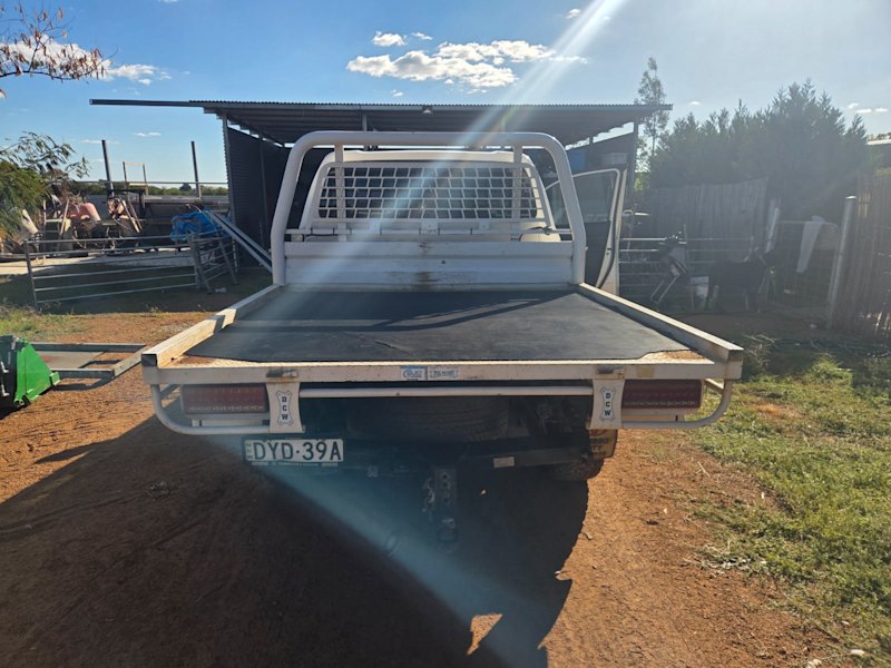 2018 TOYOTA HILUX SR (4x4) 6 SP MANUAL DUAL C/CHAS62940490439426114