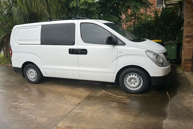 2012 HYUNDAI iLOAD 5 SP AUTOMATIC 4D VAN629346951260171124