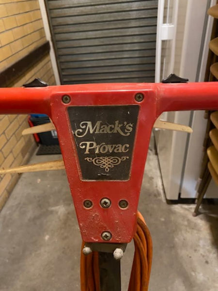 Floor Scrubber and polisher63013350077059111