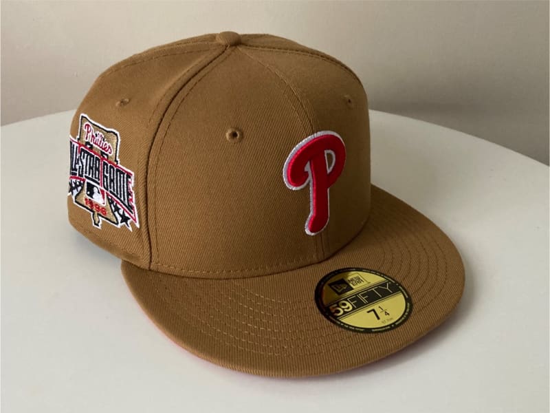 Atlanta Braves ARMANI GOLD STAR Fitted Hat by New Era