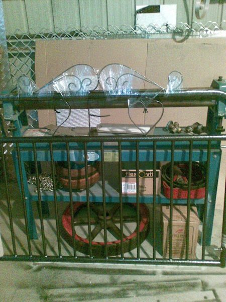 Call Pancho Aluminium gate fabricator62863842934915113