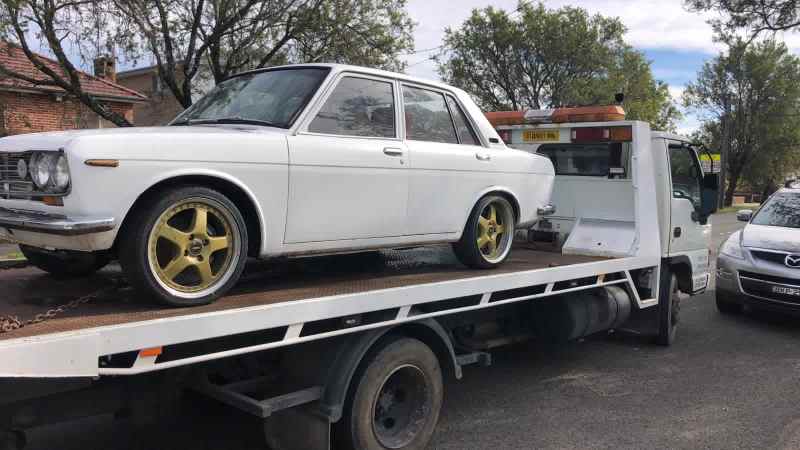 Tow truck tilt tray breakdown service 62936655090819111