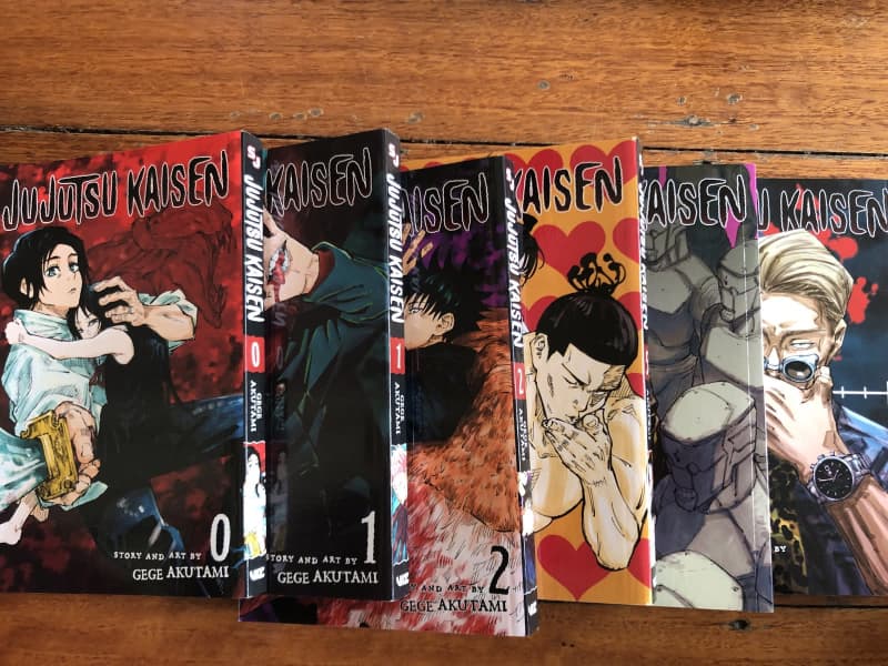 jujutsu kaisen, Books