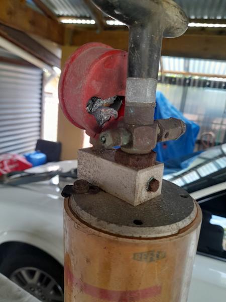 Refrigeration tools and gasses63012444428291113