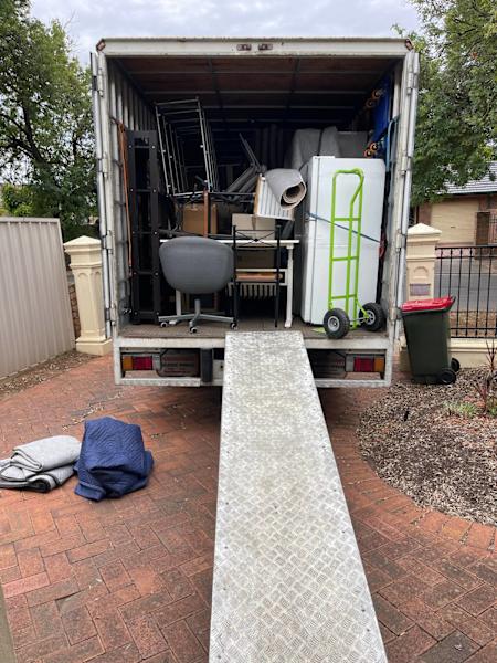 furniture removal/ delivery/ movers/ 62863394472579111