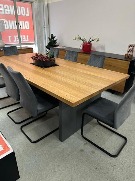 Barwon 9PCE Dining Suite62863407257730112
