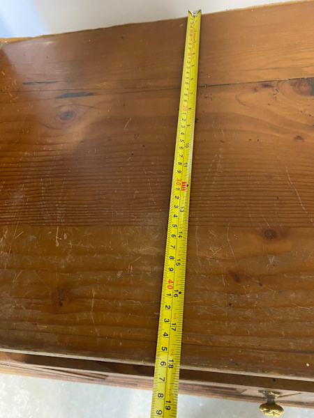 Recycled Oregon timber wall unit62863408618754112